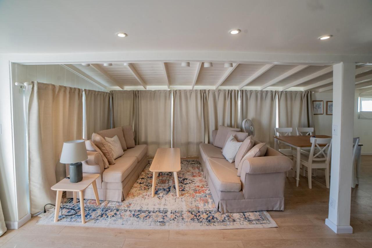 Casa Maria - Beachfront Cottage On The Sand 恩塞纳达港 外观 照片