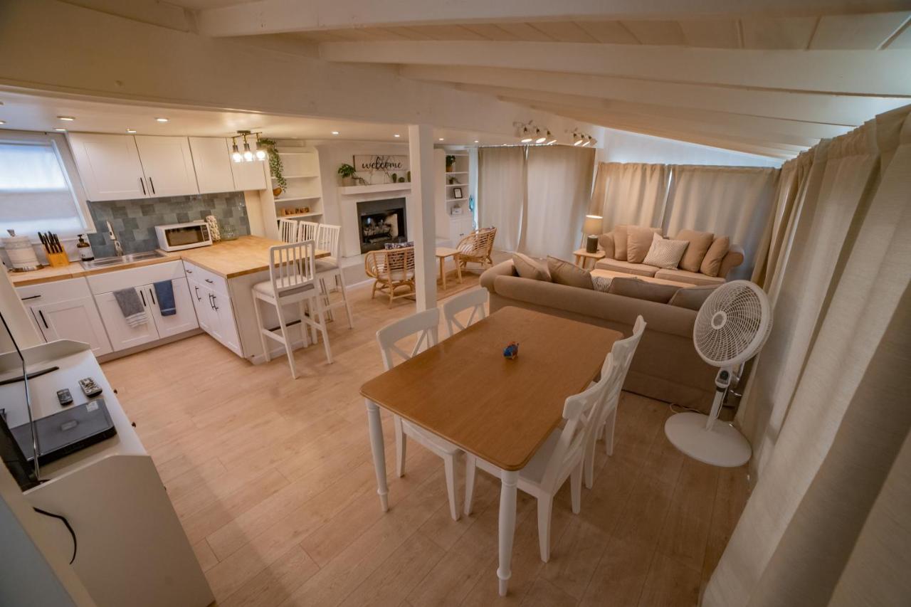 Casa Maria - Beachfront Cottage On The Sand 恩塞纳达港 外观 照片